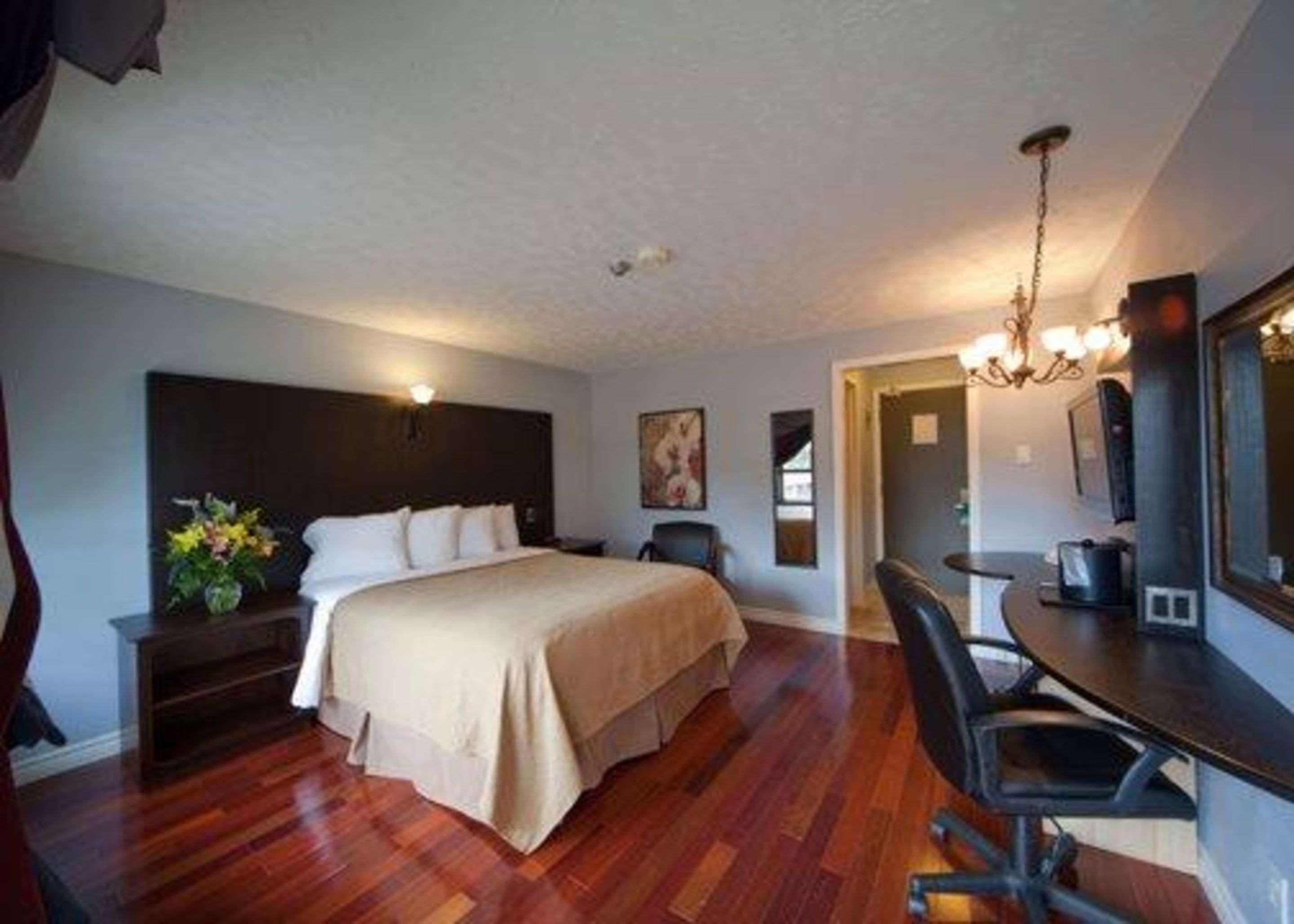 Quality Hotel Fallsview Cascade Ниагара-Фолс Экстерьер фото